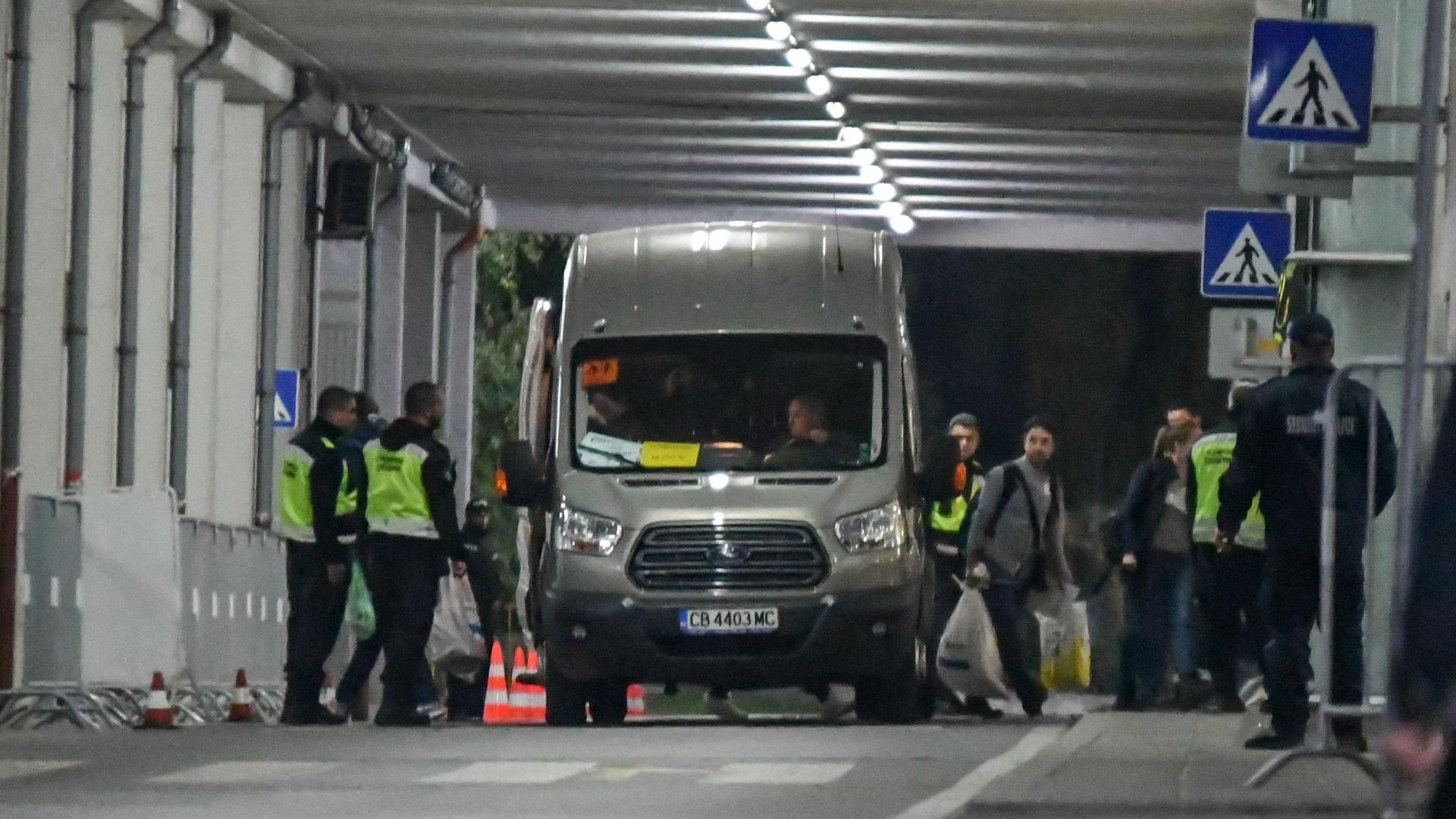 Около 9000 полицаи ще бъдат ангажирани с охраната на изборния