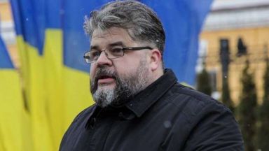 Украинският депутат, забъркан в секс скандал, напусна ръководен пост