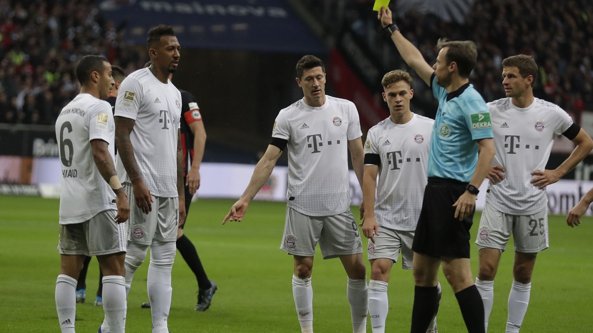 Байерн отнесе срамни пет гола в Бундеслигата