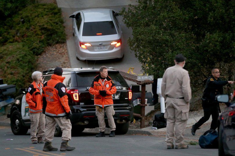Петима души бяха убити, а няколко ранени в четвъртък вечер в стрелба в Оринда, близо до Сан Франциско в Калифорния в къща, наета през Ербиенби