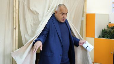 "Алфа Рисърч": ГЕРБ печели изборите, ако са в неделя. Партията на Слави измества ДПС