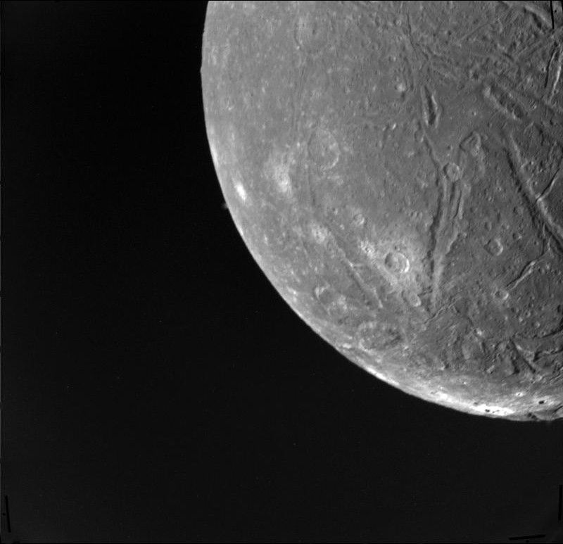 Луната на Уран - Ариел