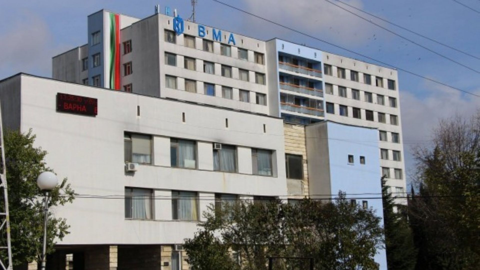 Военнослужещият който почина днес във Военноморската болница във Варна е