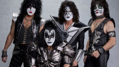 Kiss свирят в България през лятото на 2020