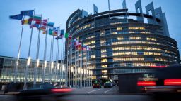Първа жертва на коронавируса в европейска институция