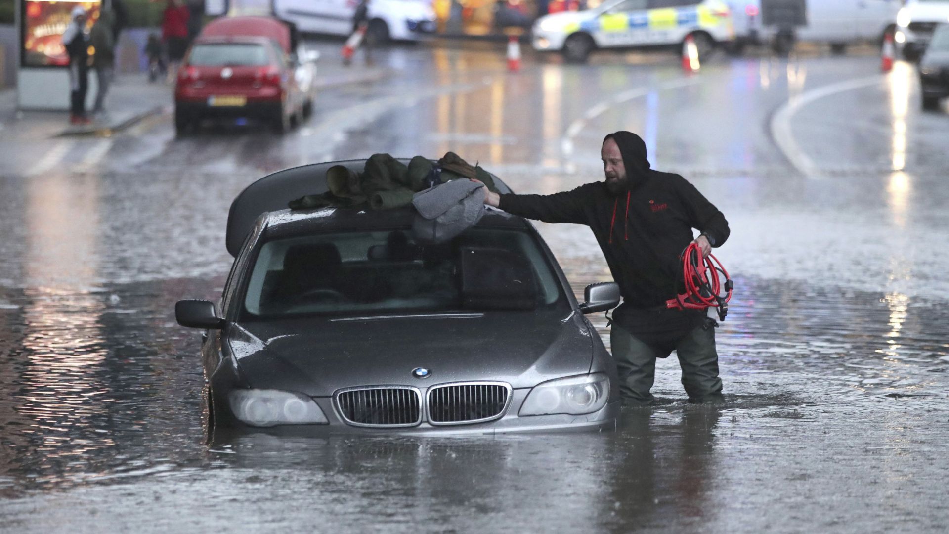 Северна и Централна Англия е под вода в следствие на