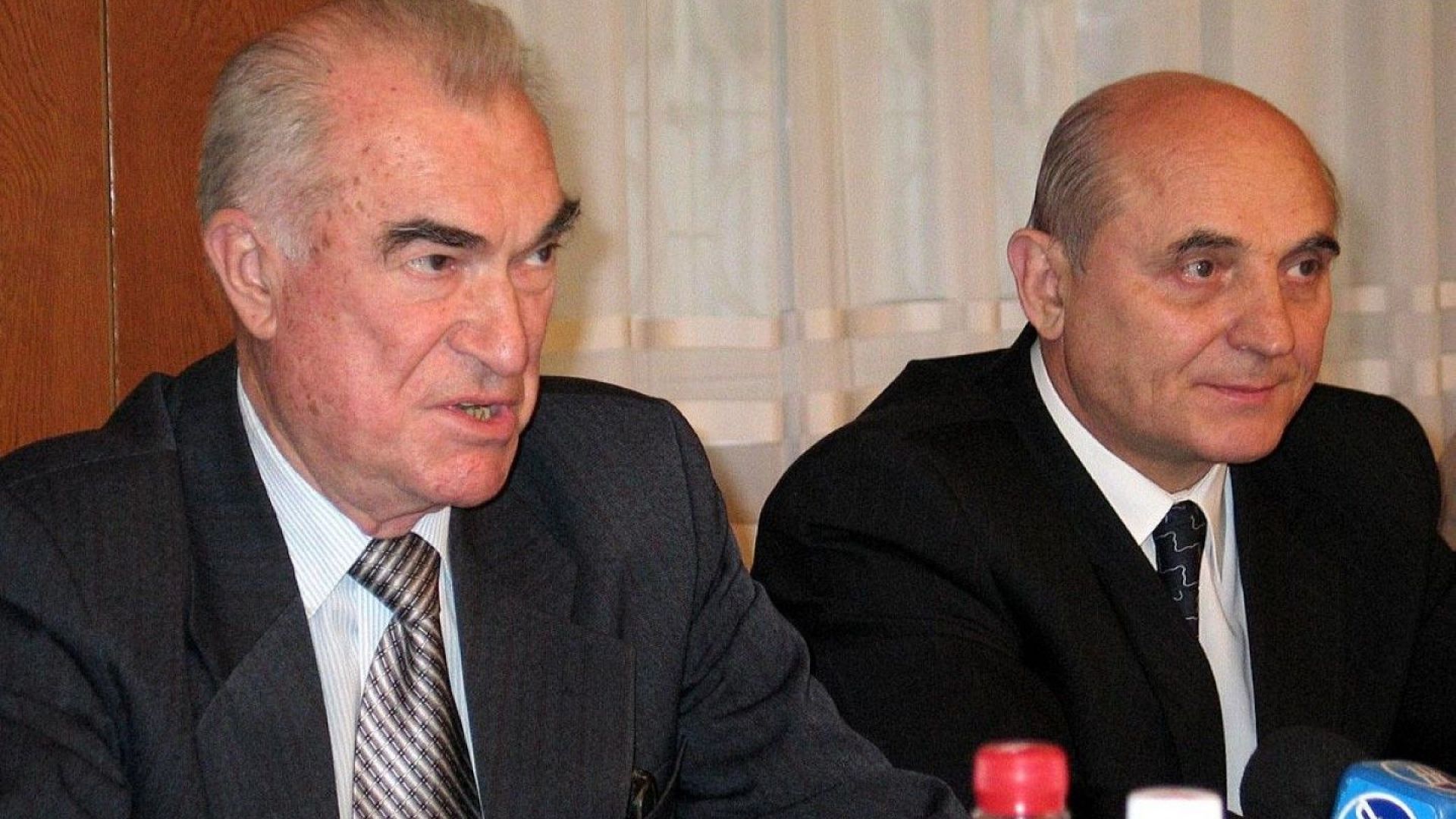 Виктор Шарапов бивш съветски посланик у нас е починал на