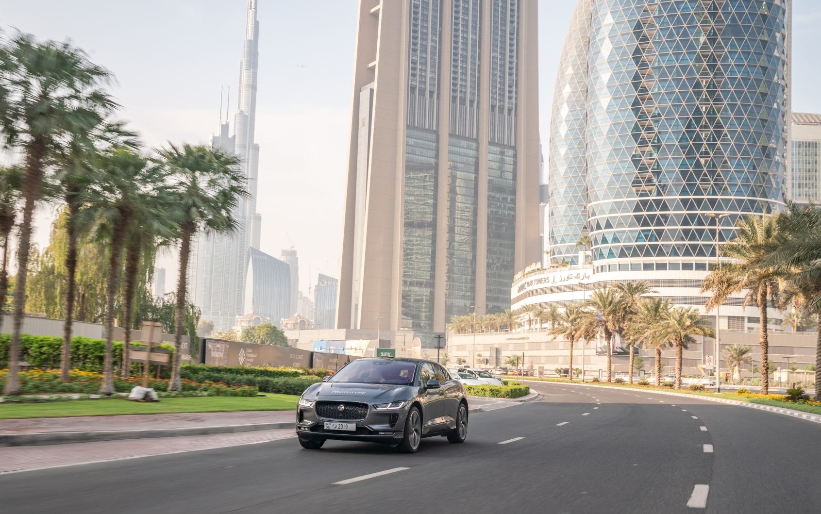 Автономен Jaguar I-PACE дебютира в Дубай