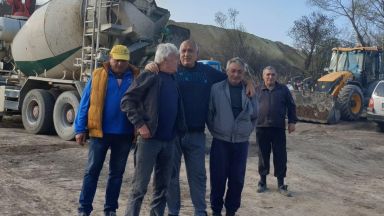  Борисов: Дори и в неделя се работи по построяването на Автомагистрала 