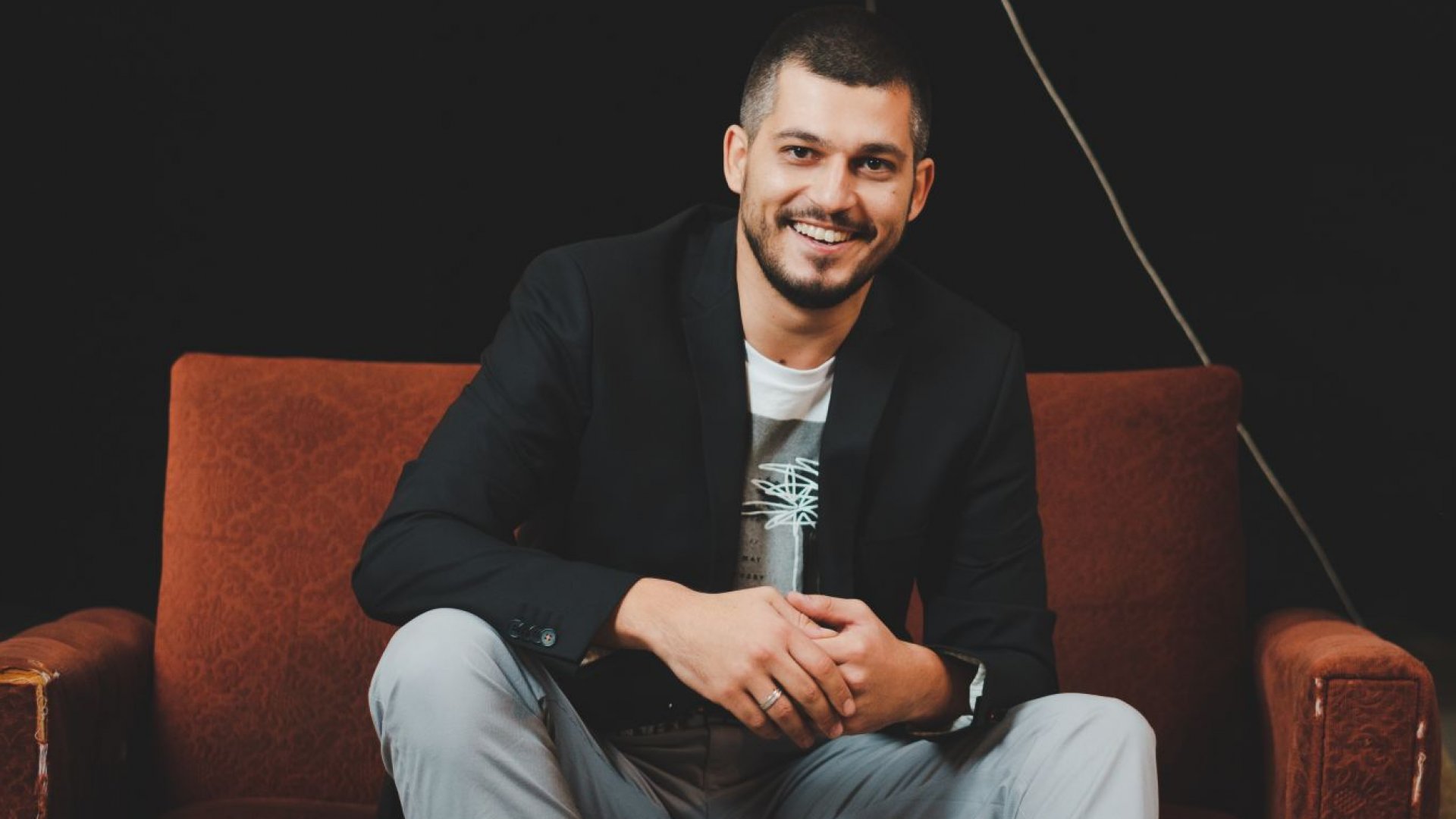 Деян Веселинов за He's The Man: Най-трудното беше да сведем избора само