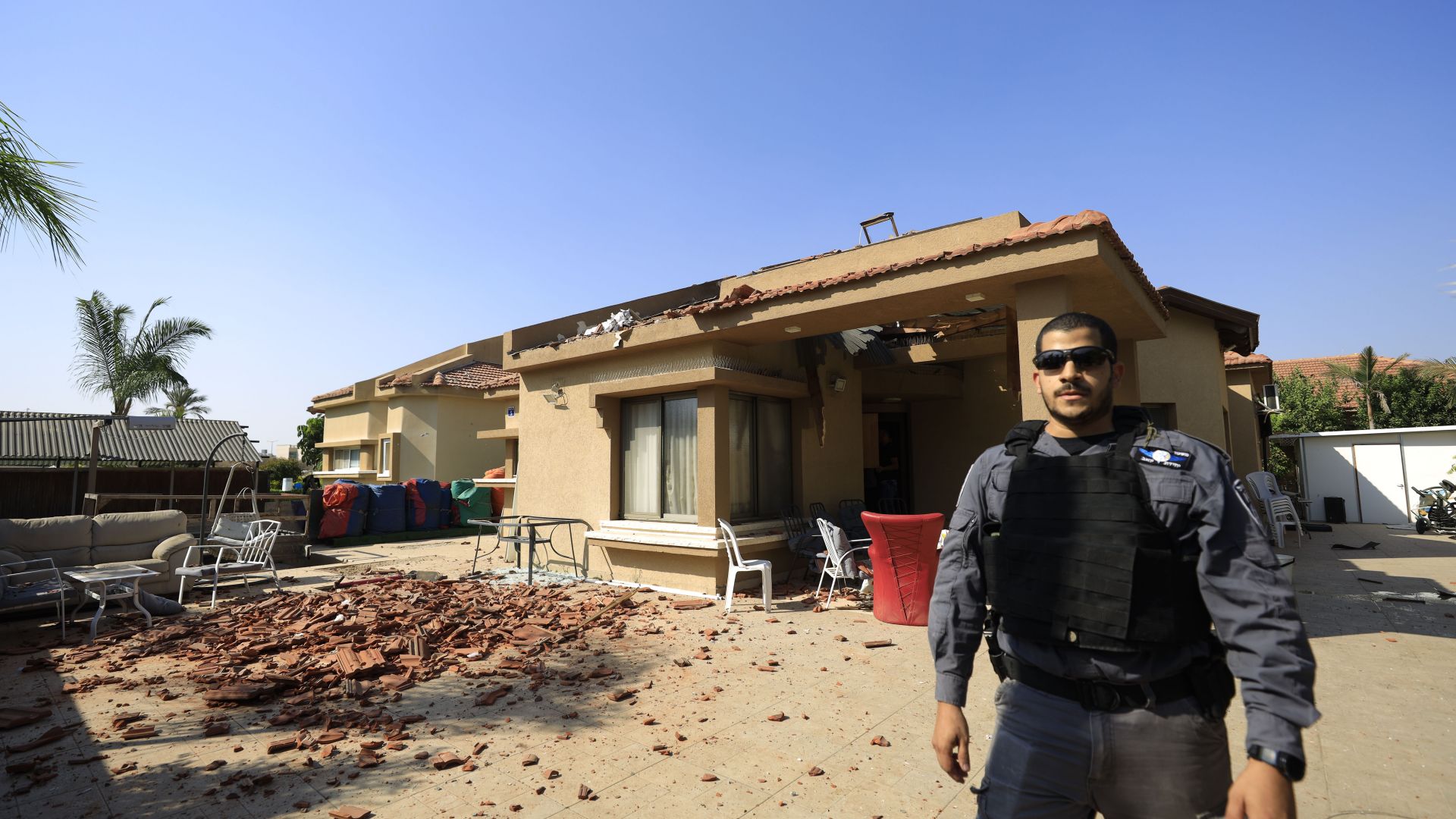 МВнР препоръчва временно да не се пътува в Израел заради