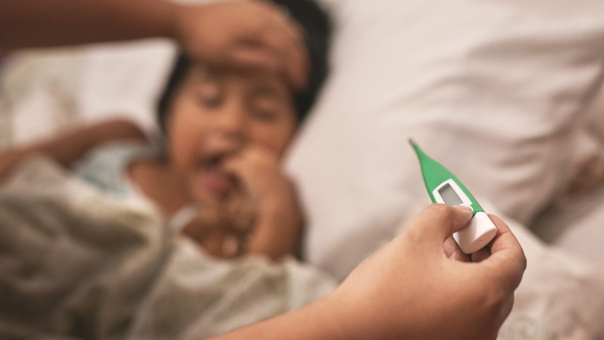 Четирийсет и четири души са заразени с неизвестна форма на