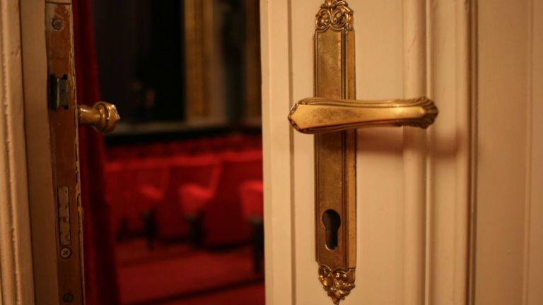 Над 170 събития в седмата Нощ на театрите в България