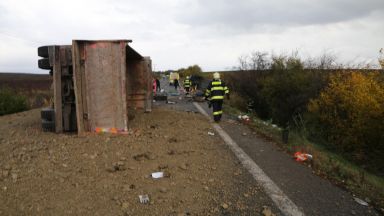 12 жертви, измежду които деца, и 17 ранени при злополука в Словакия (видео+снимки) 