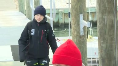 Грета Тунберг отплава от САЩ за Европа с катамаран (видео)