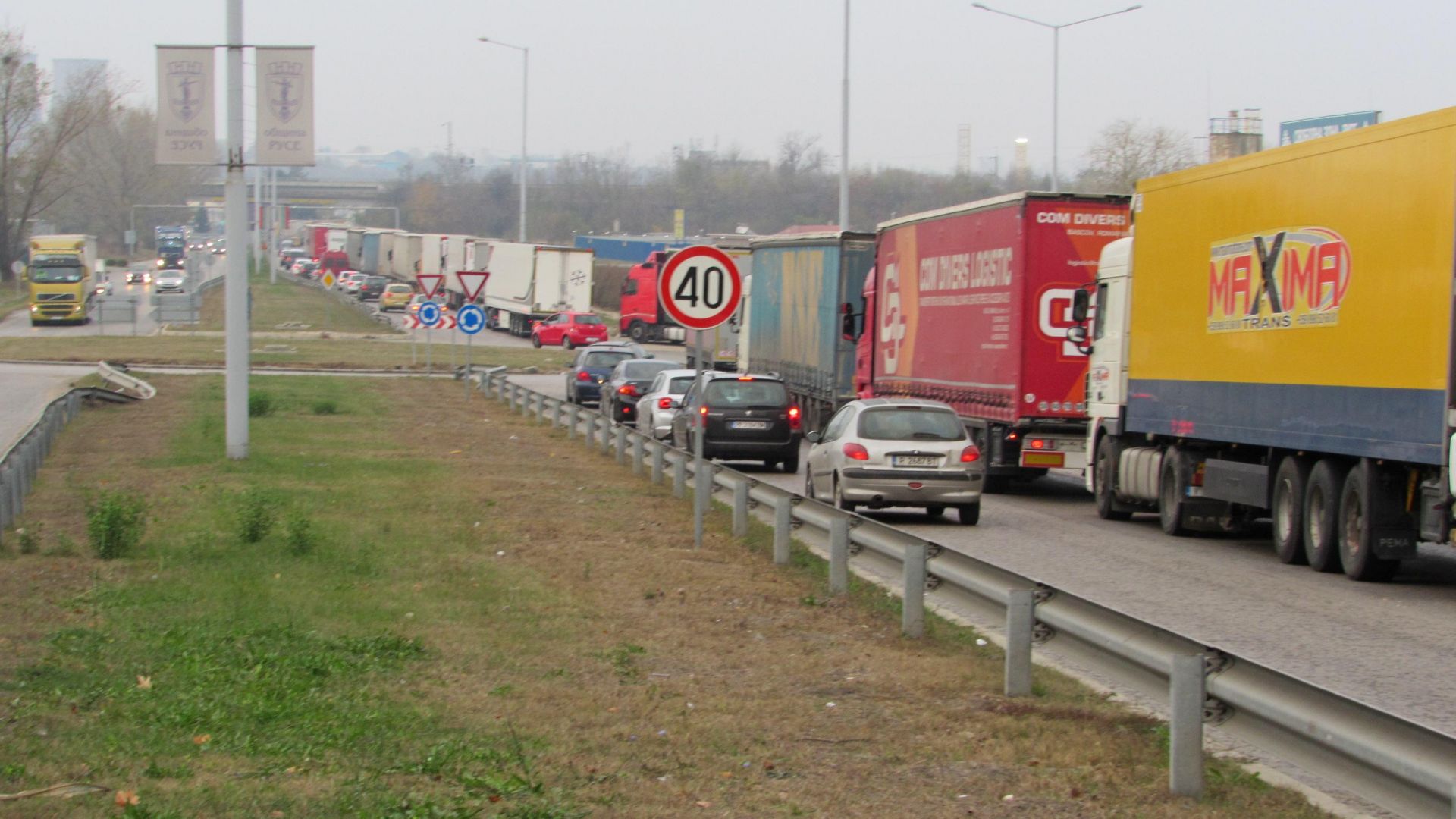Мартен и Сандрово искат промяна в движението на камиони в района на "Дунав мост"