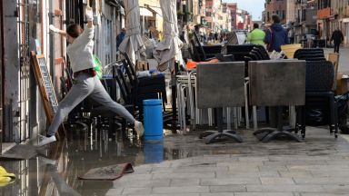 Италия обяви извънредно положение след "високата вода" във Венеция