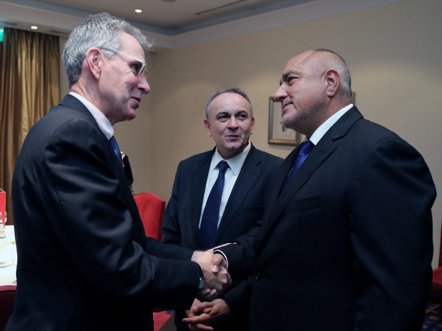  Министър-председателят Бойко Борисов (дясно) се срещна с посланика на Съединените американски щати в Гърция Джефри Пайът 