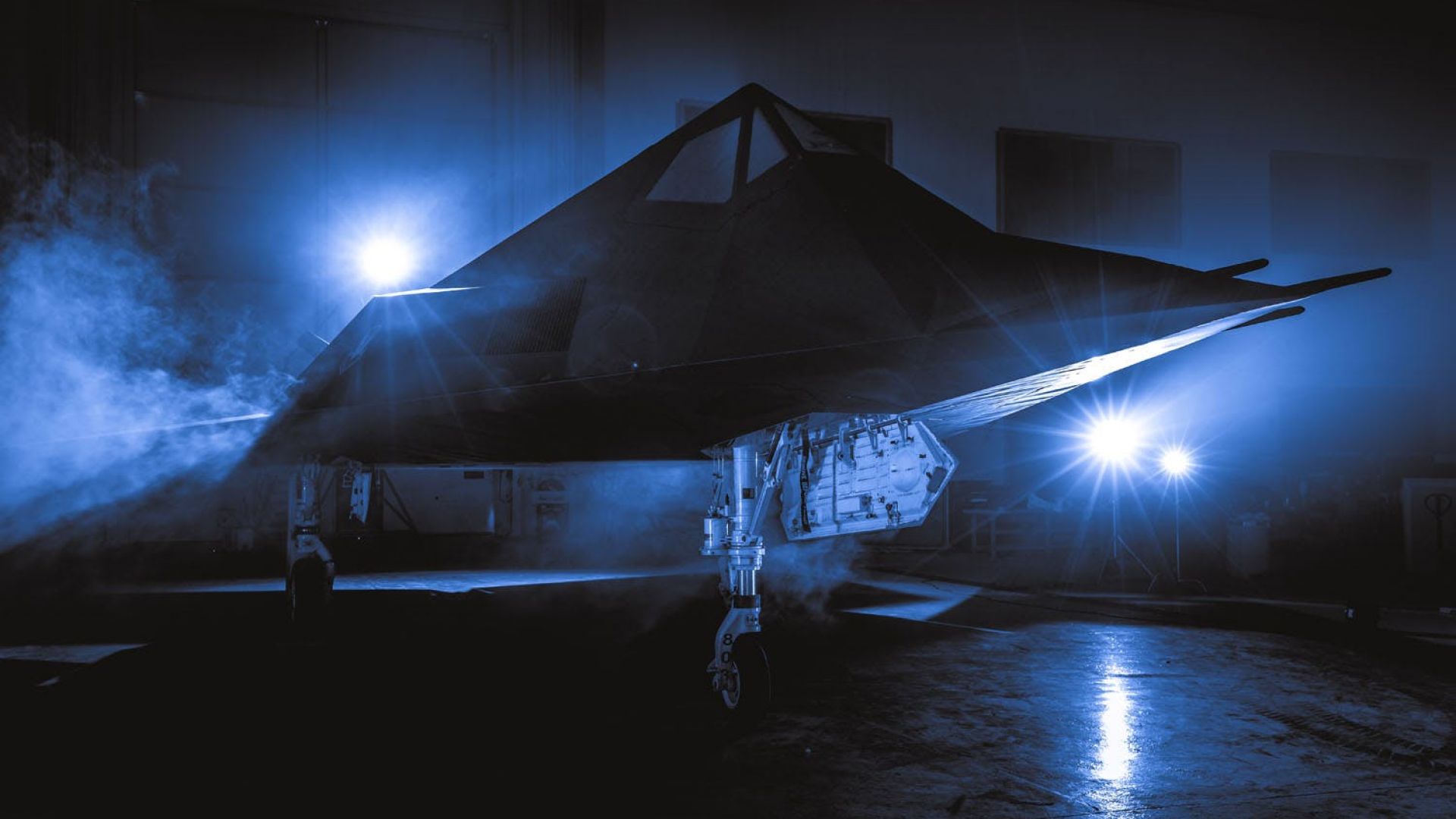 САЩ вади от хангара пенсионирания стелт F-117