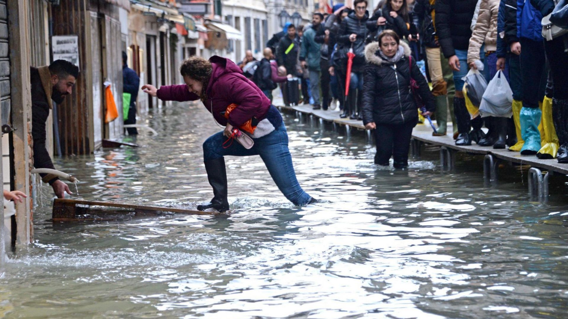 Венеция преживя най-тежката си седмица от 1872 г. насам