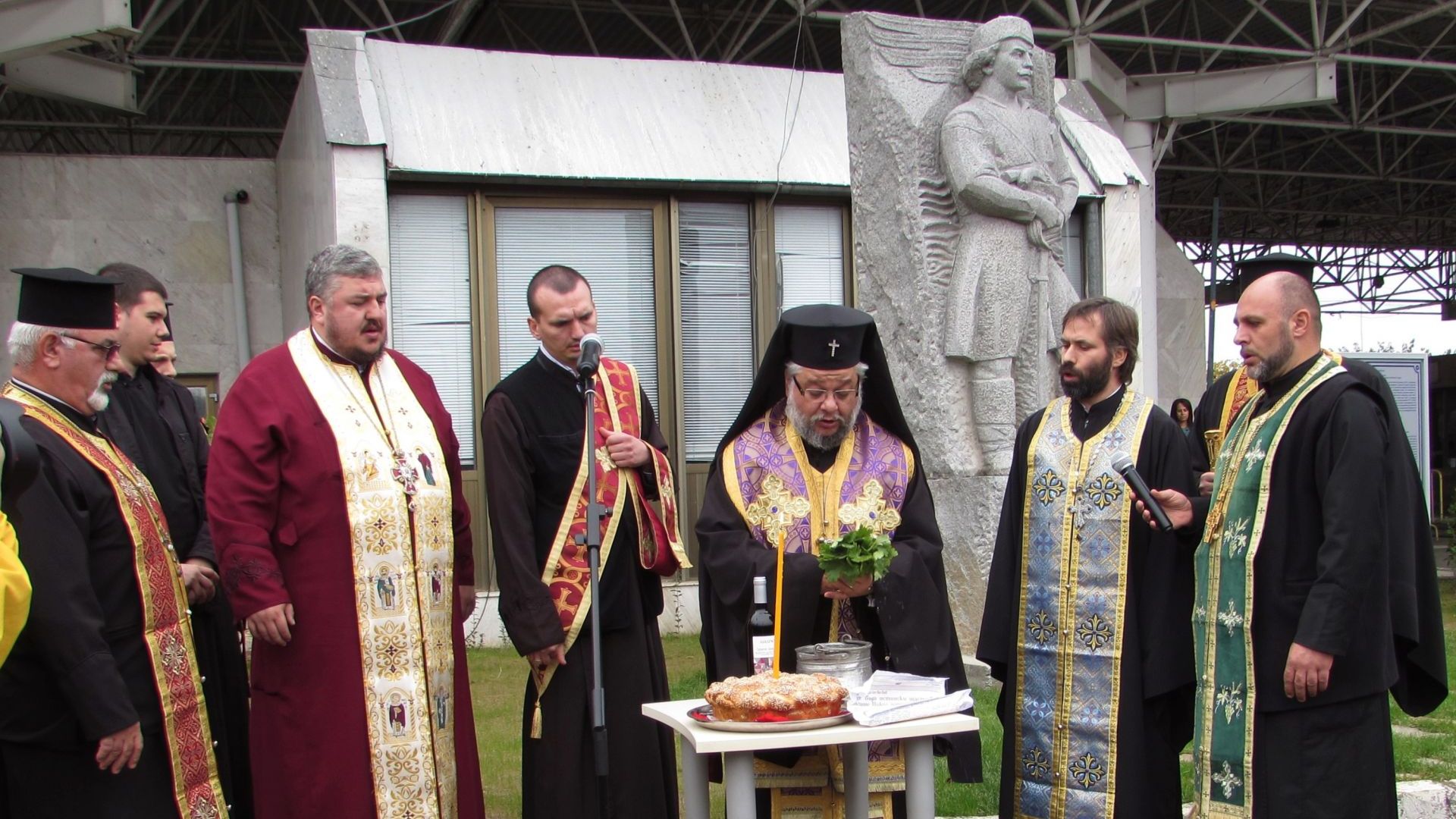 Паметник на Капитан Петко войвода откри вицепрезидентът Илияна Йотова на