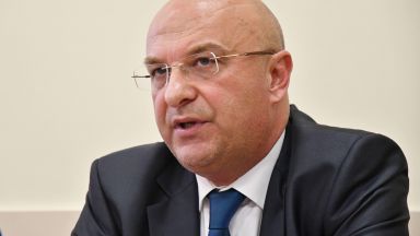 Ще се приложи цялата строгост на закона спрямо полицая блъснал