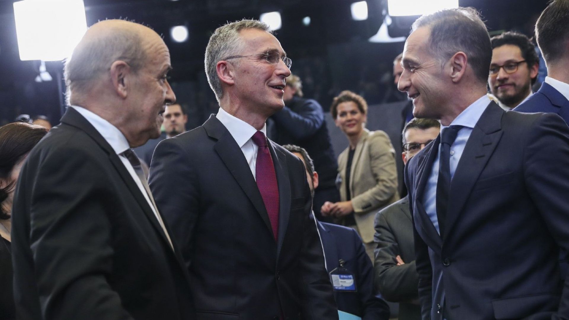 НАТО прие днес решение да добави космоса в списъка на