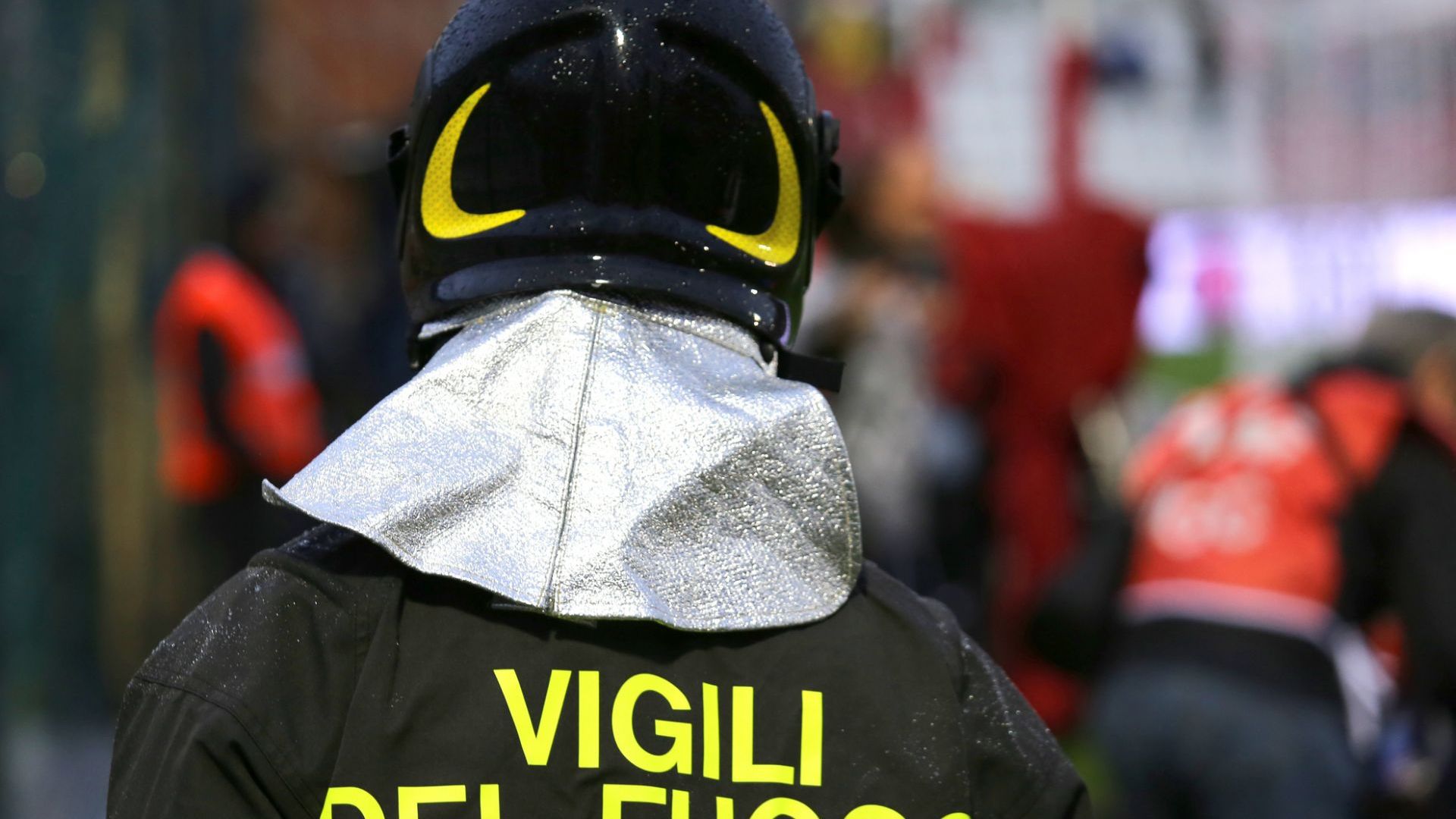 Петима души загинаха в сряда при взрив във фабрика за