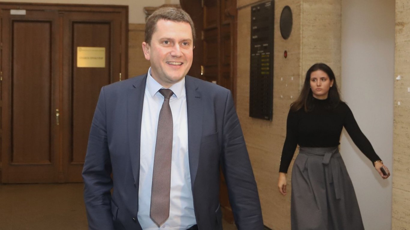 ГЕРБ-Перник застава зад напусналия БСП Станислав Владимиров за нов кметски мандат 