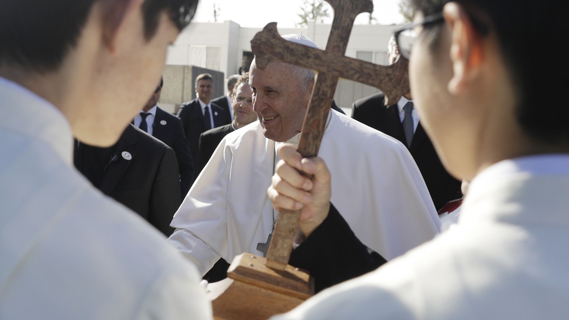 Папа Франциск изрази днес безпокойство от използването на атомна енергия