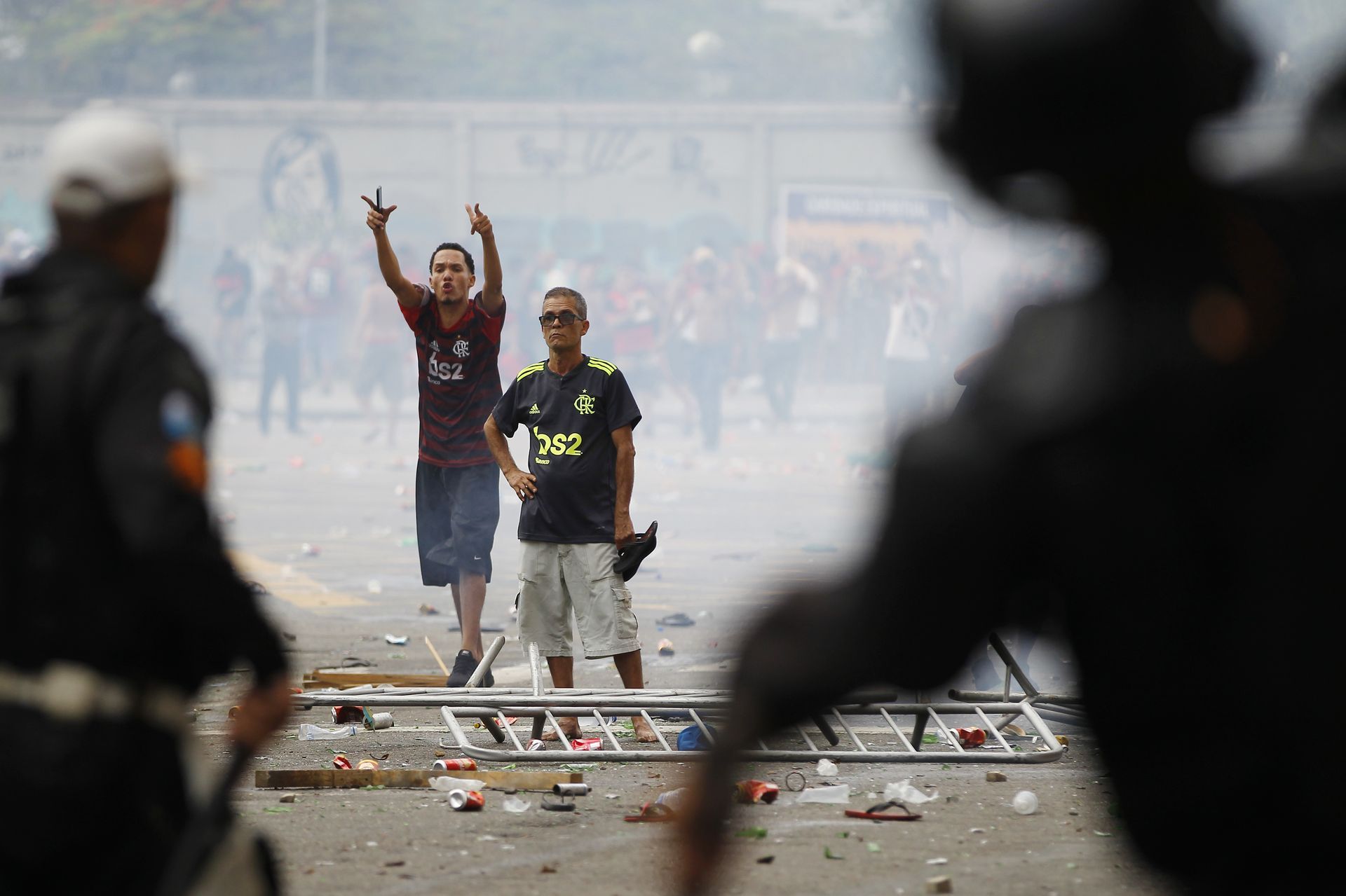 Както често става в Бразилия, карнавалът премина и в сблъсъци с полиция, има и ранени