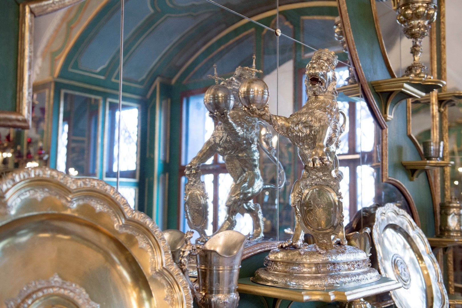 Сребърни съкровища в музея "Грюнес Гевьолбе" (Grünes Gewölbe) в Дрезден