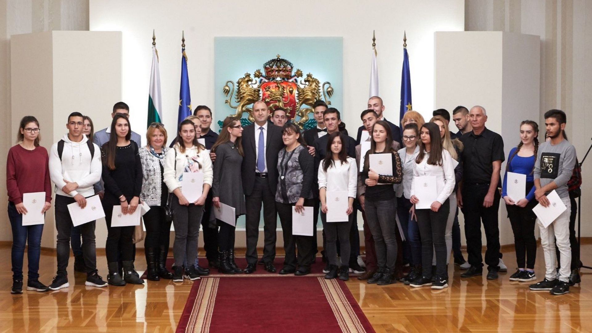 Знанието и образованието са сила която в ръцете на млади