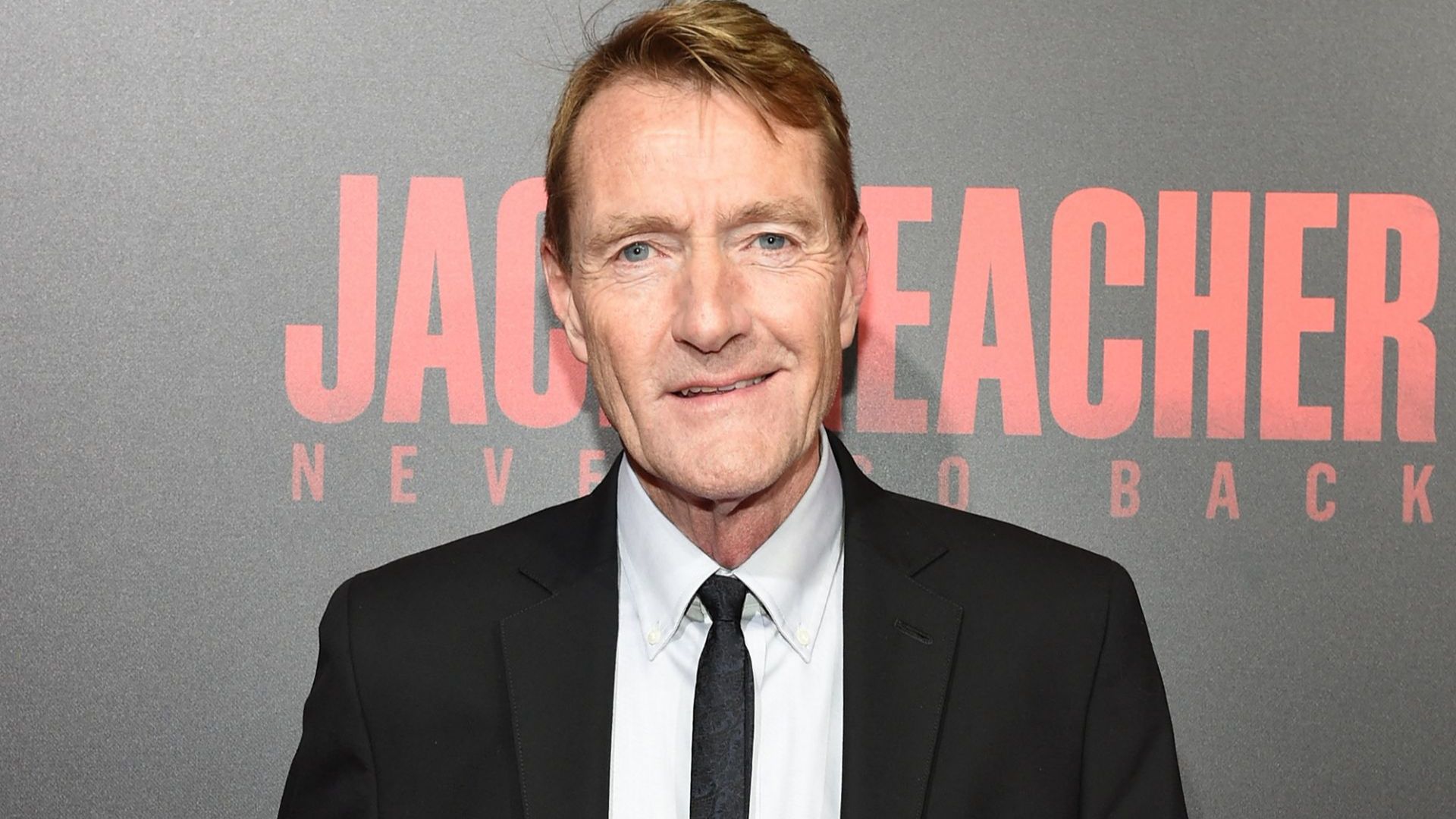 Известният британски автор на трилъри Лий Чайлд заяви че е