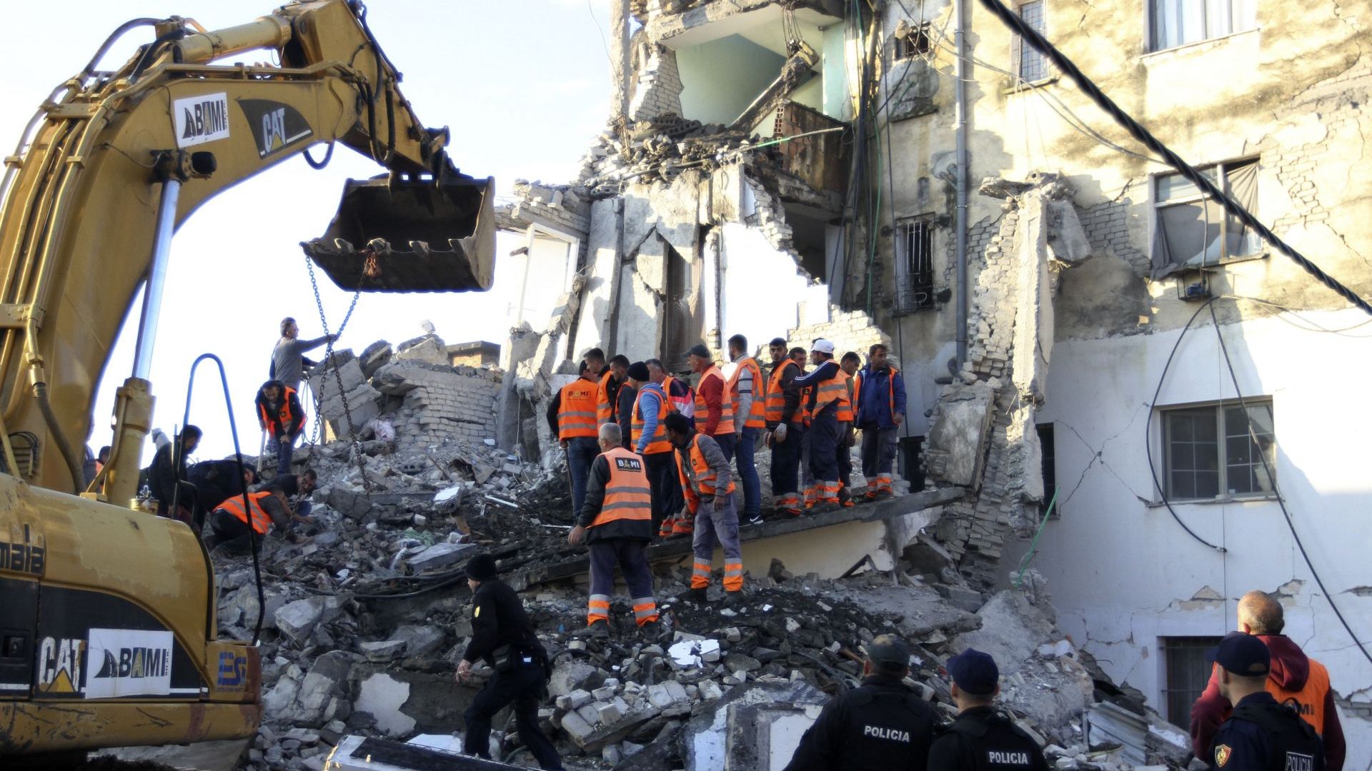 Неконтролируемо строителство на територията на Албания е причина при средно