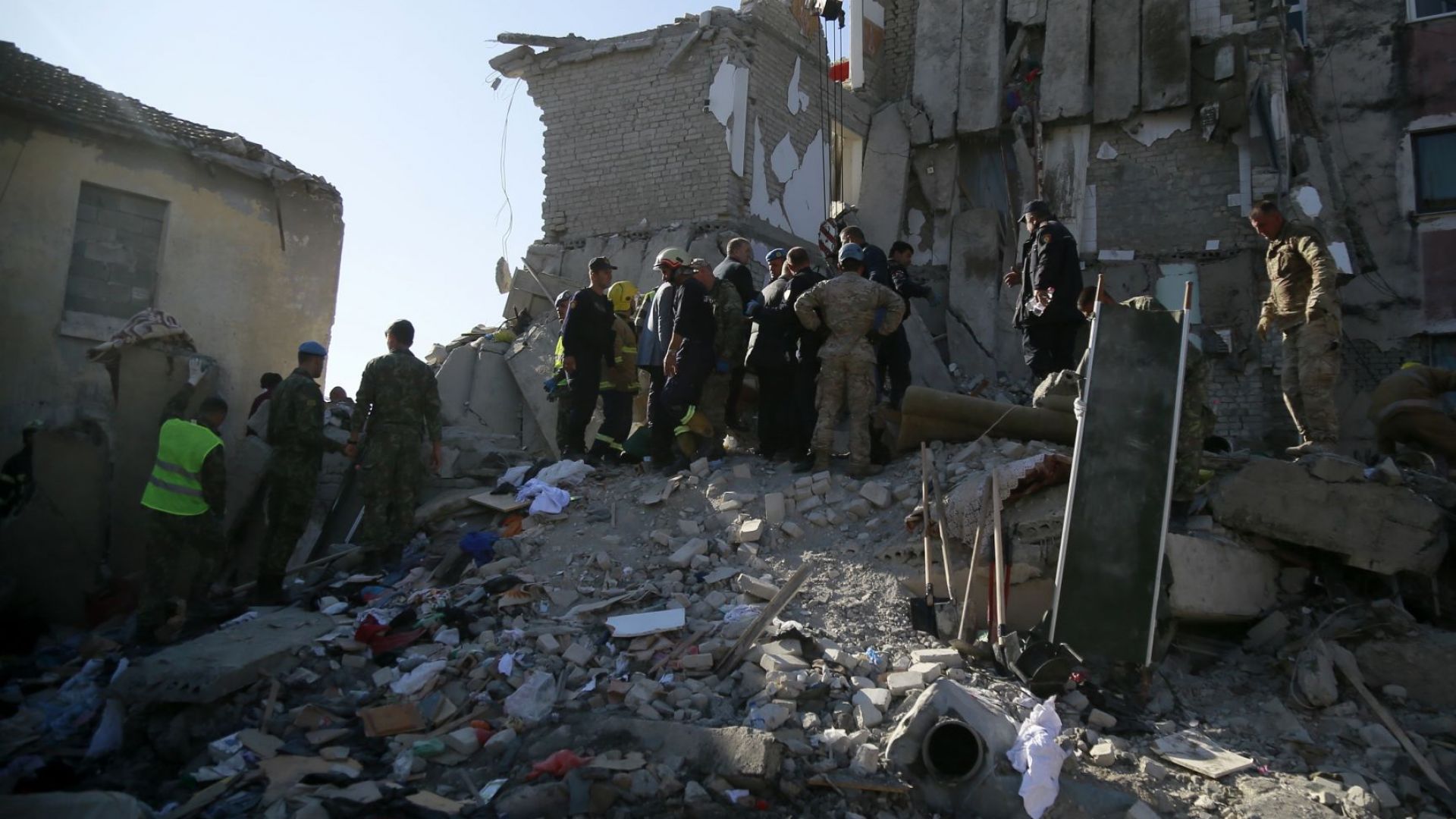 България е готова да окаже незабавна помощ при спасителните дейности