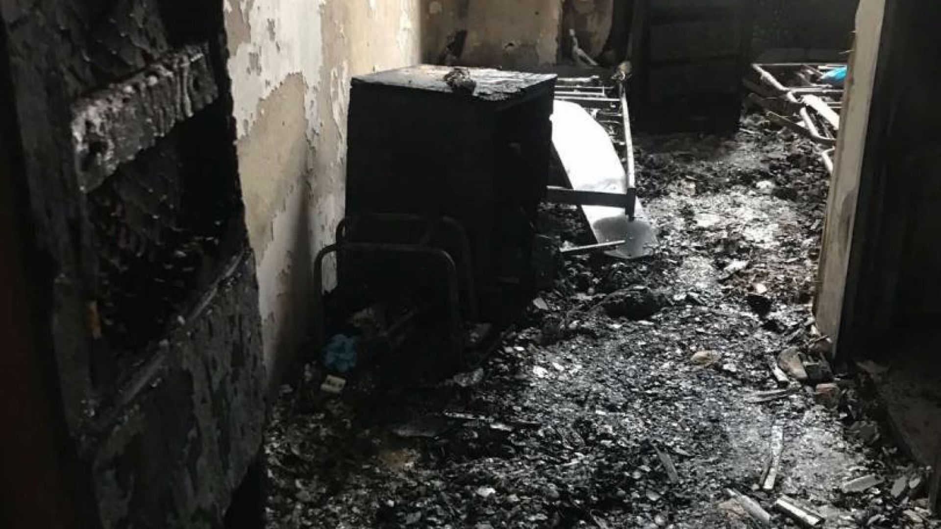 Продължава разследването на причините за пожара в столичната болница Пирогов