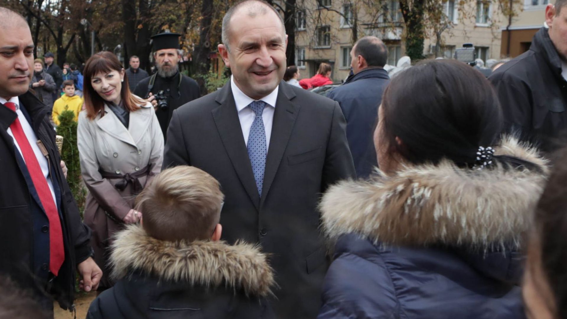 Чиста и свята република не се гради с апатия и