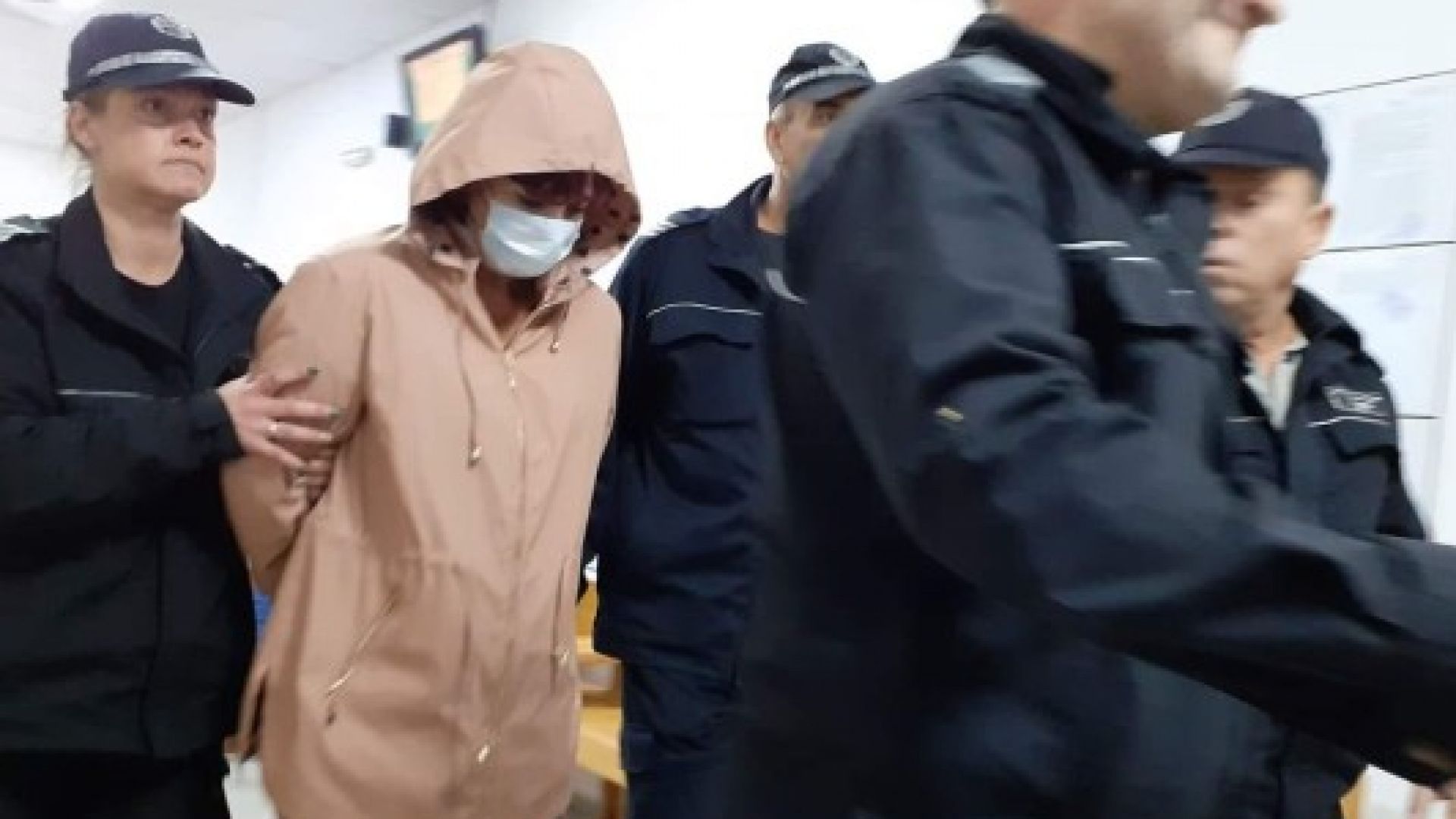 Районният съд в Пловдив задържа под стража психатърката д р Инна