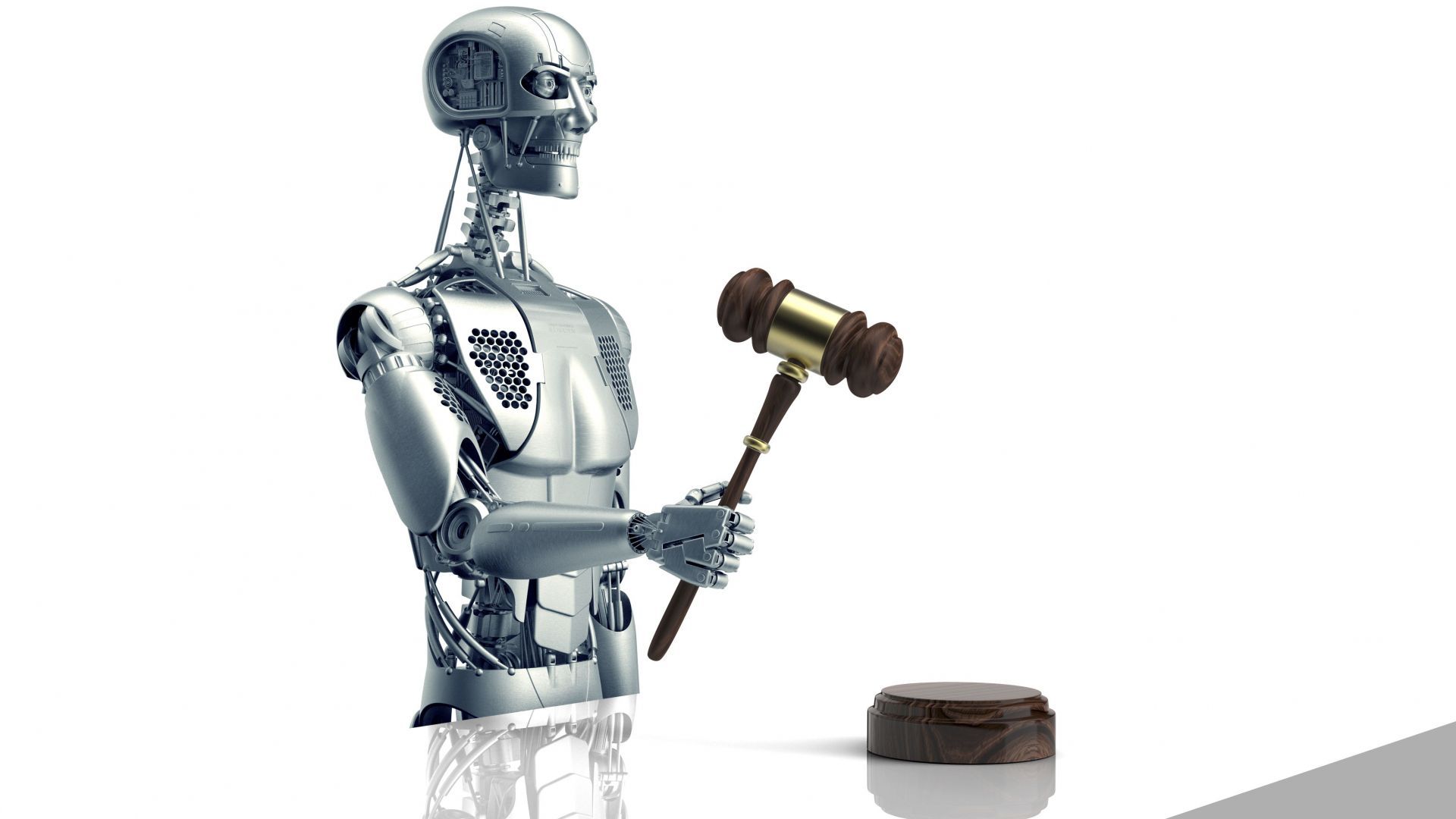 За първи път в България: Робот започна работа в адвокатска кантора
