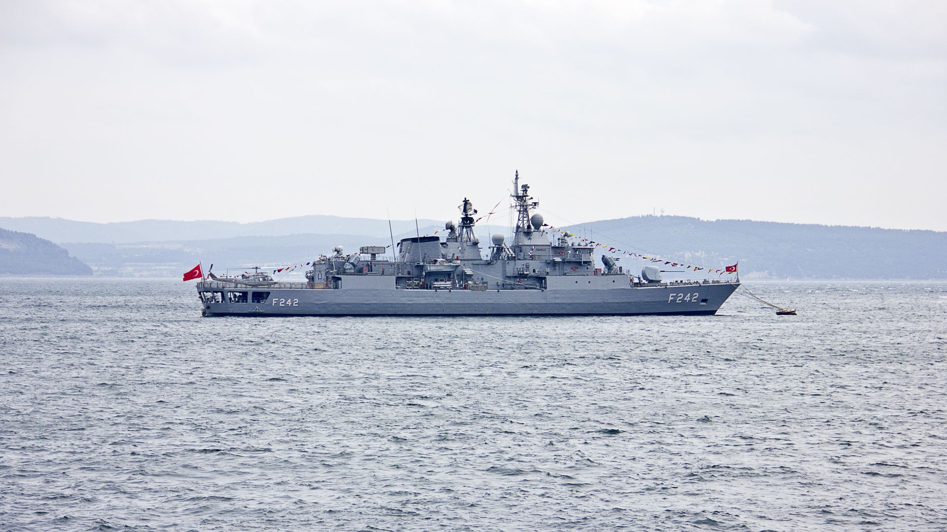 Няколко часа след като гръцкото правителство реагира остро на споразумението