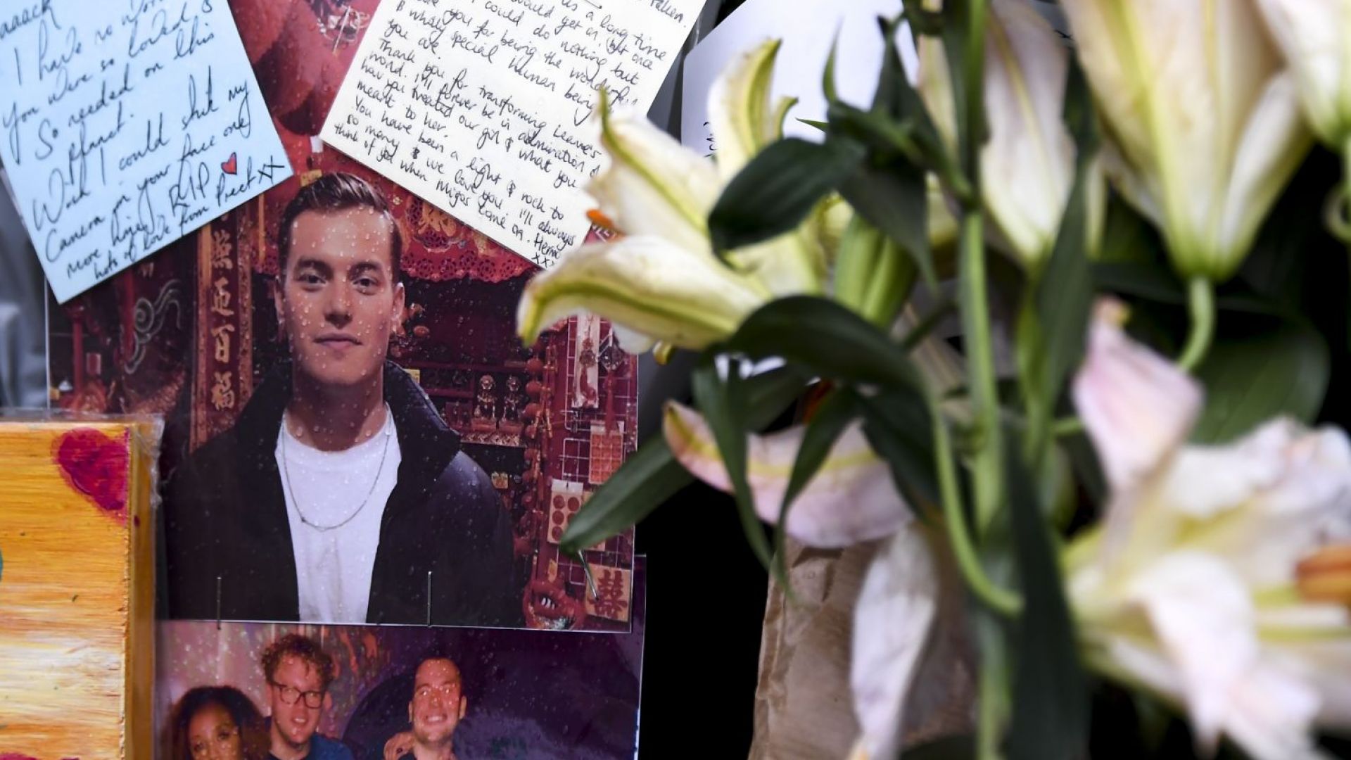 Единият от убитите при терористичната атака с нож в Лондон