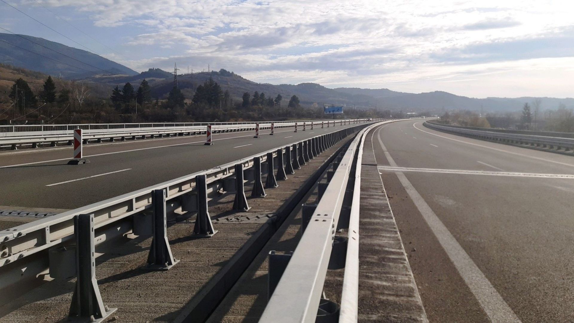 Отвориха месец предсрочно ремонтирания мост над река Джерман по АМ "Струма"