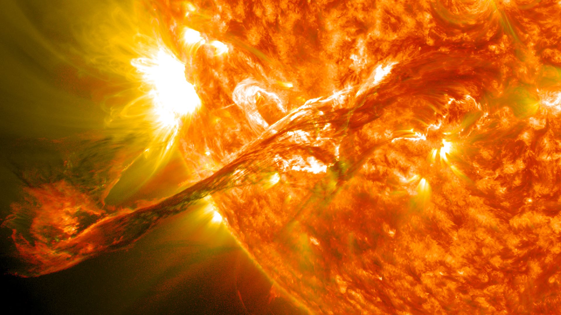 НАСА с важни данни от Слънцето