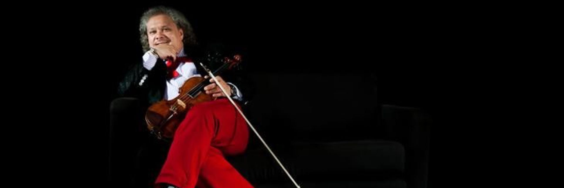 Роби Лакатош е като летящият цигулар от картините на Шагал