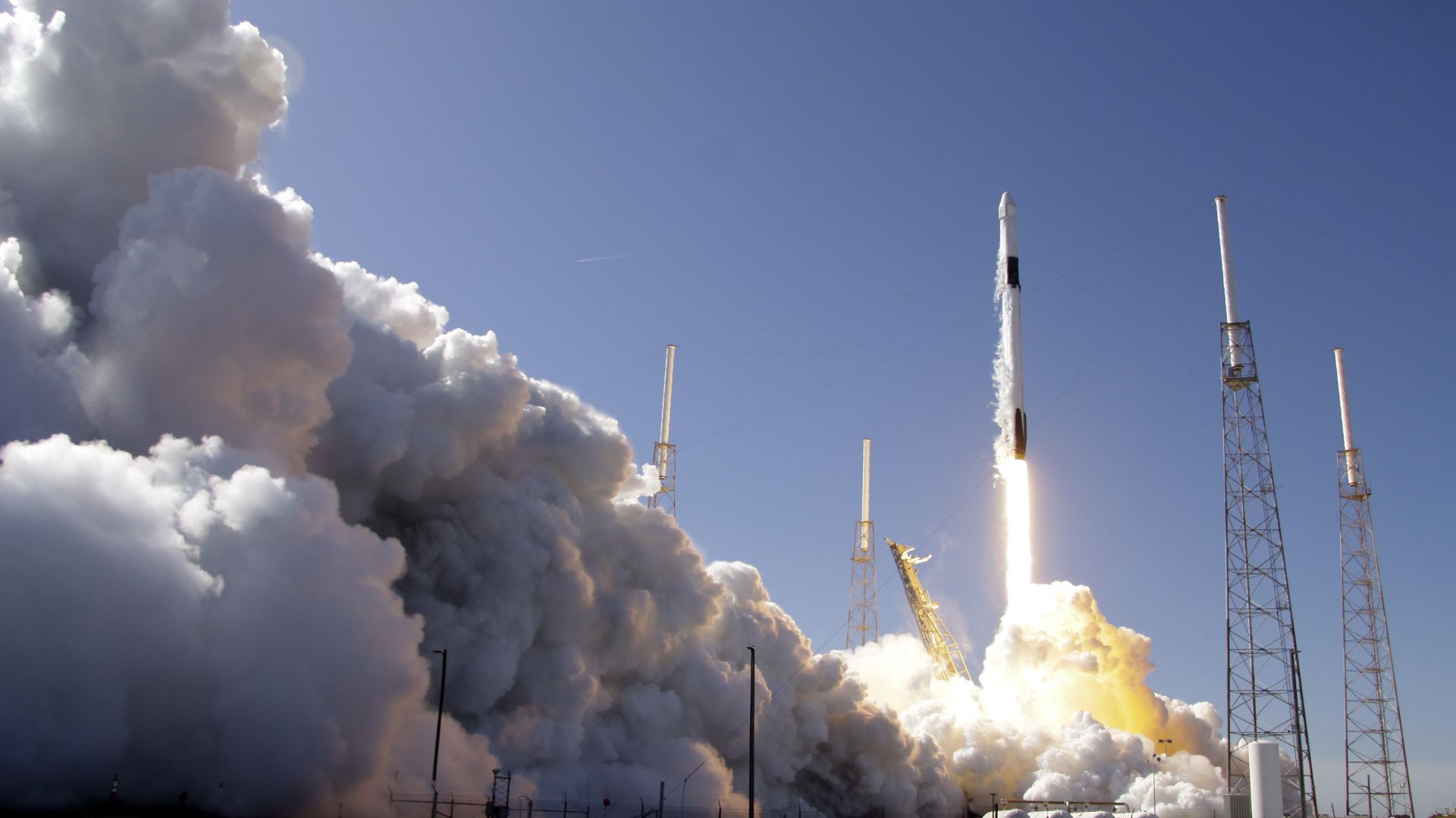 SpaceX изстреля нова партида спътници за интернет