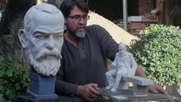Скулпторът, който извая Славейков в Милано и вся смут: Докато работех, ми четяха стиховете му 