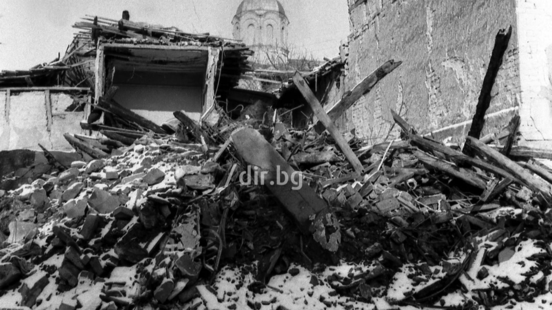 47 души загинаха по ужасяващ начин затрупани под разрушените