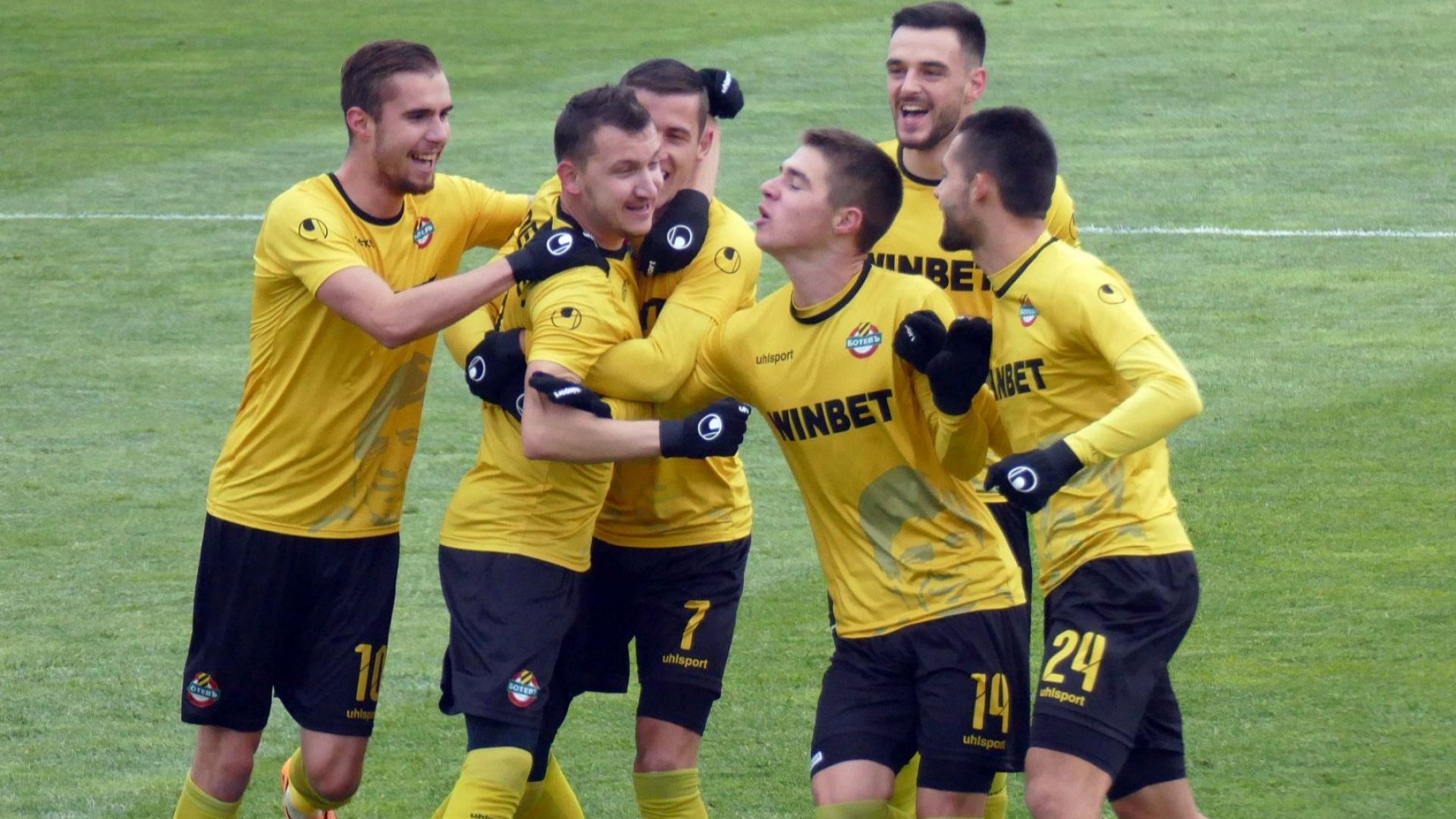 "Жълтият" възход продължава с успех в дербито на Тракия
