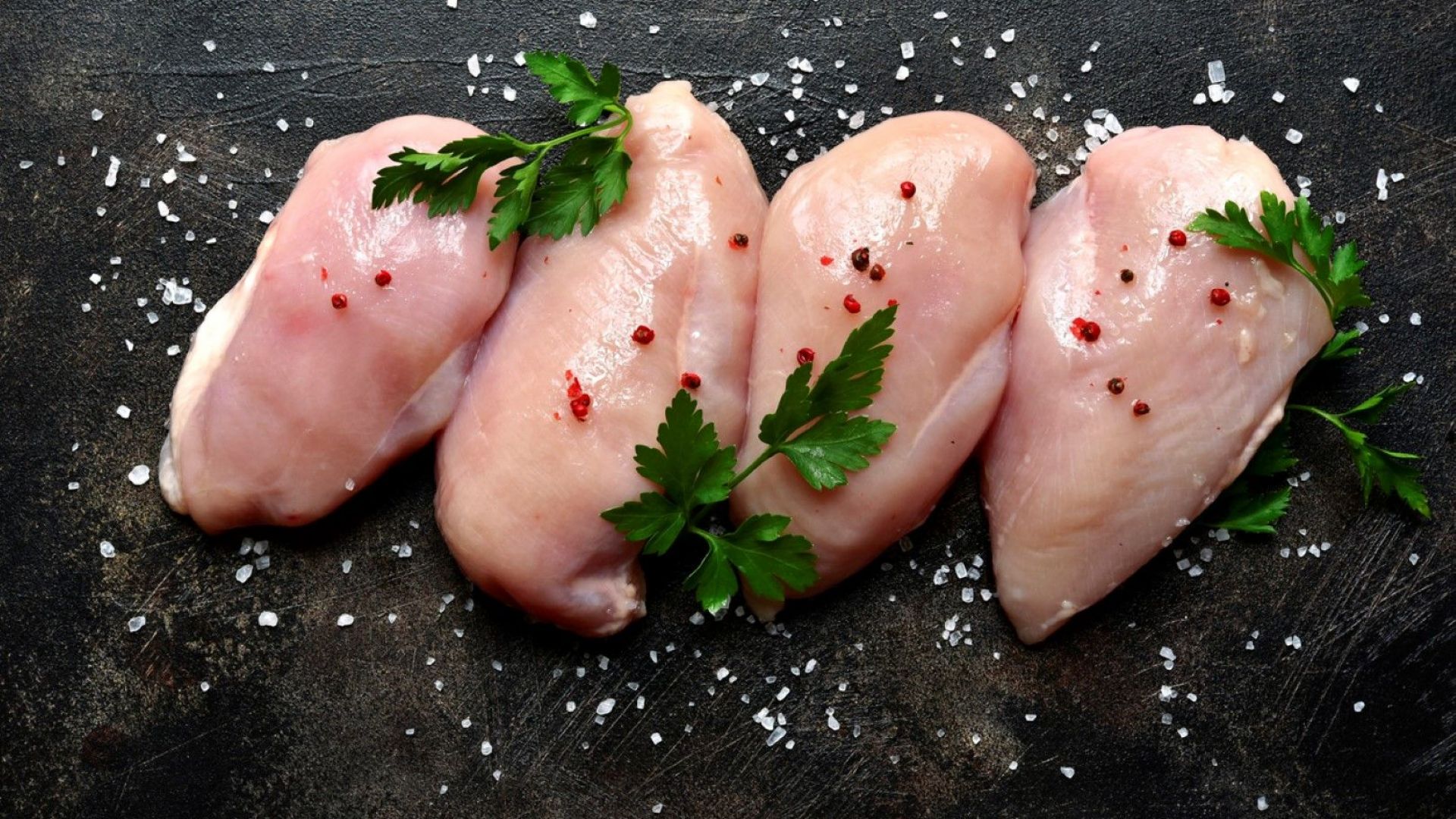 БАБХ е пропуснала 7 предупреждения за салмонела заяви пред БНР